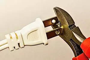 Unplug This One Thing At Night, Next Month Your Electric Bill Won't Be $251 But $15!