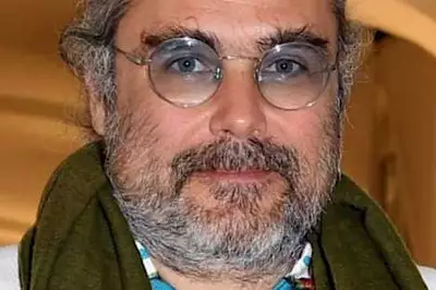 Fan increduli: "Yari Carrisi sta con la figlia di.. Fan increduli: "Yari Carrisi sta con la figlia di..