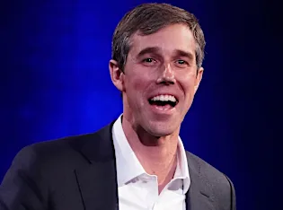 Beto O'Rourke: Η άνοδος του δημοκρατικού αστεριού μπαίνει στον αγώνα για να επιτύχει το Trump το 2020