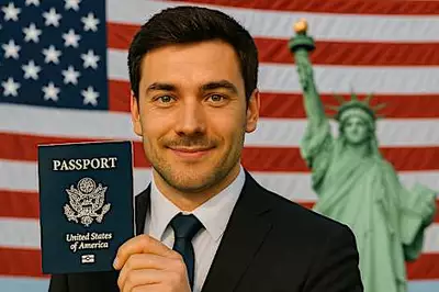 I cittadini italiani possono richiedere la cittadinanza statunitense