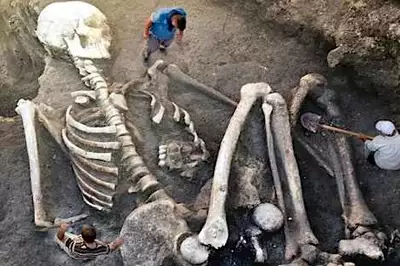 Uncovering the Truth: Giant Human Remains Found in the US