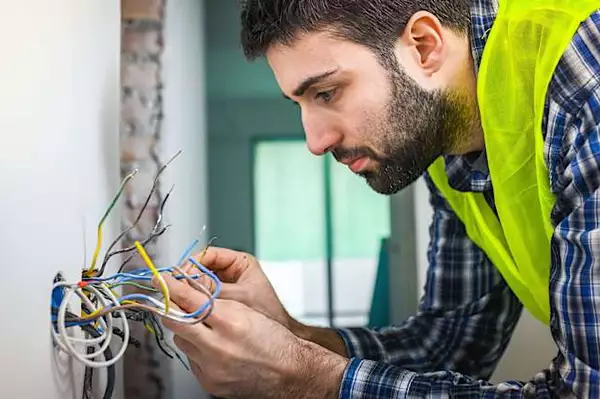 Electrician Salaries In The USA Might Surprise You