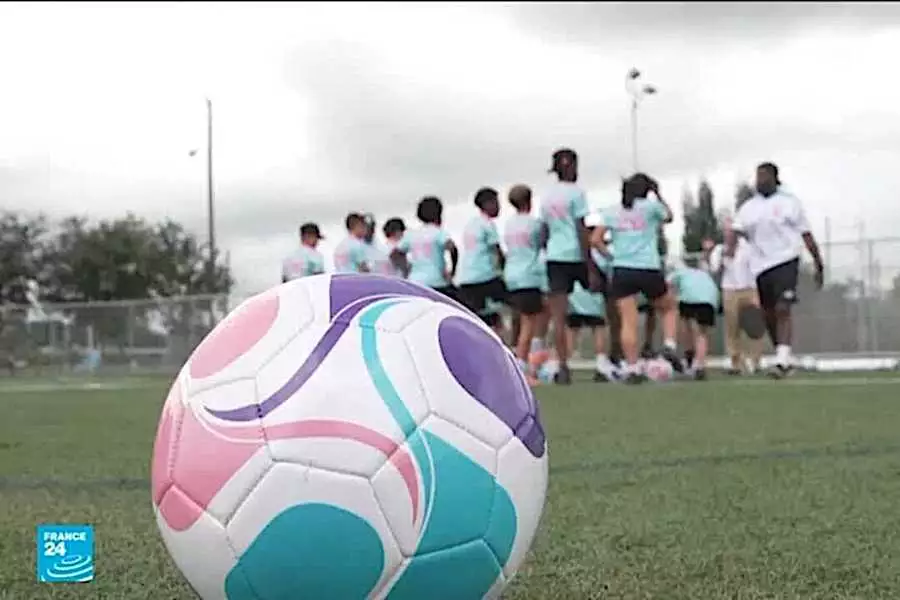 بين الشغف والتكلفة: كأس العالم 2026 يثقل كاهل المشجعين