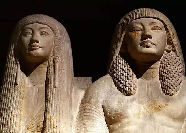 Were the ancient Egyptians black or white? Scientists now know