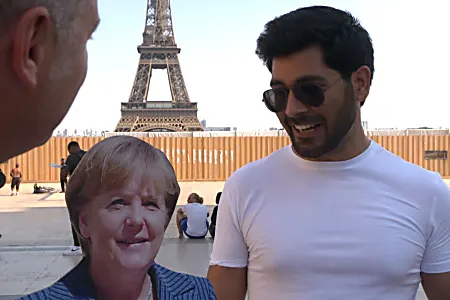 Στο Παρίσι με τη Μέρκελ - Bye Bye Merkel - Δείτε ολόκληρο το ντοκιμαντέρ