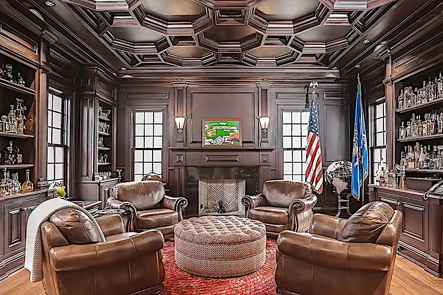 The Listings of the Week:  A Hyde Park-Facing London Flat, a Spanish Colonial House in Beverly Hills, and More