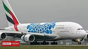 A380 'superjumbo' lands at Glasgow