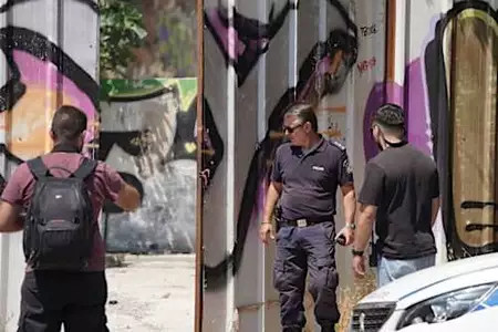 Αυτή είναι 38χρονη Βρετανίδα που βρέθηκε νεκρή σε βαλίτσα - Ανοίγει νέος κύκλος ερευνών Αυτή είναι 38χρονη Βρετανίδα που βρέθηκε νεκρή σε βαλίτσα - Ανοίγει νέος κύκλος ερευνών