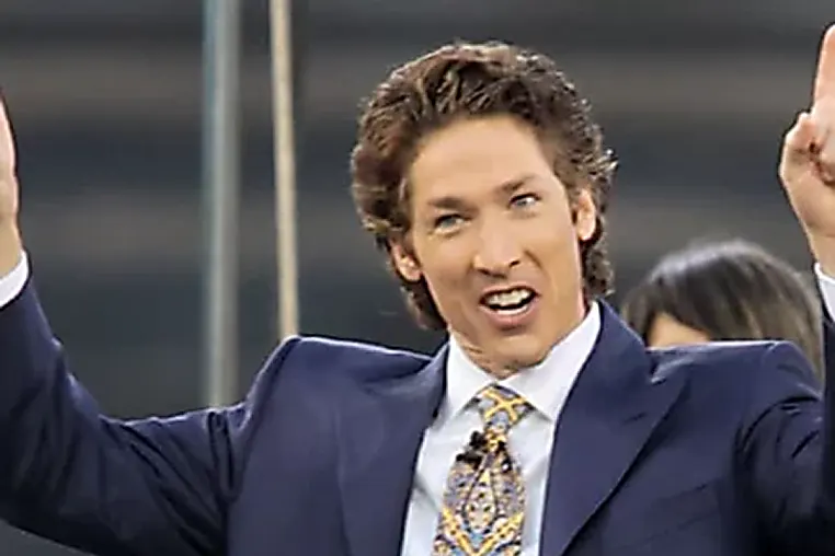 [Gallery] Inside Joel Osteen's Mansion Where He Lives With His Partner
