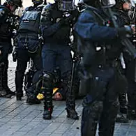 Κινητοποίηση της 17ης Οκτωβρίου: η κατοικία του νομάρχη «λεηλατήθηκε» από τους ταραξίες στο Μπορντό, η RAID κινητοποιήθηκε