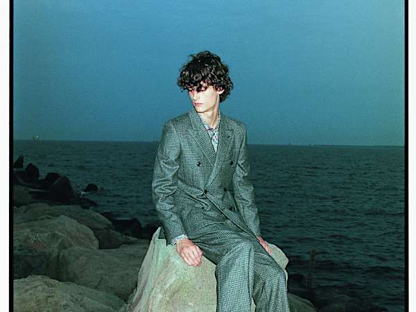 ポール・スミスが提案する、心を揺さぶるテーラリングの新解釈とは?