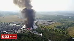 Footage shows plastic pallets fire