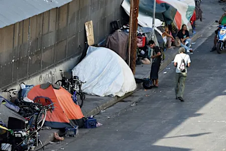 LA Police Chief Says He’s Working On Wiping Away Thousands Of Arrest Warrants For The Homeless