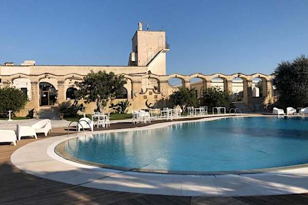 Rilassati nella Masseria Savoia Resort, scopri il pacchetto di Obabaluba.it Rilassati nella Masseria Savoia Resort, scopri il pacchetto di Obabaluba.it