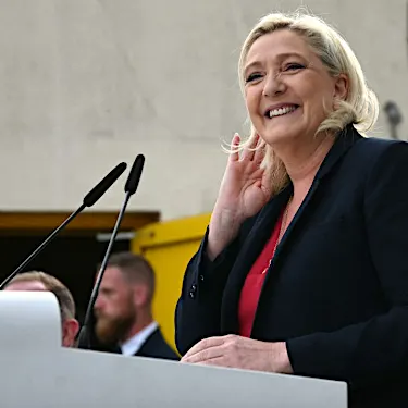 Prizes abound for Le Pen's far right in historic French legislative elections