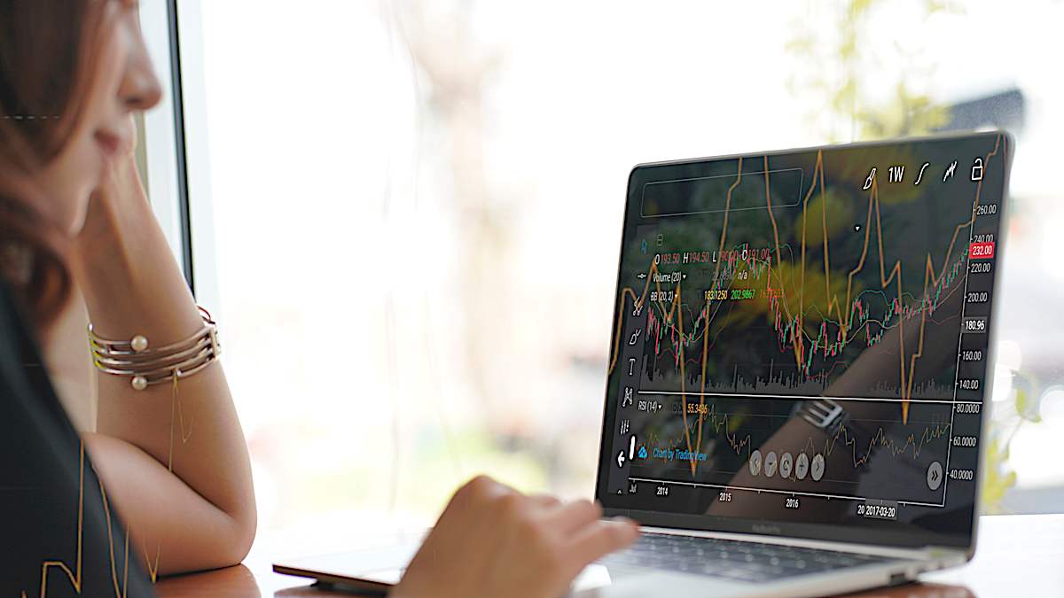 Invierte en empresas como Amazon hoy y podr��as beneficiarte: ¡No te quedes atr��s!