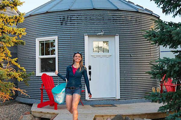 [Pics] This Silo Home Is Only 180 Sq. Ft., But Wait Till You See The Inside!