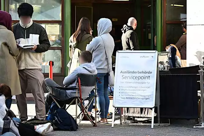 Chaos bei BehÃ¶rde â€“ Angestellte lÃ¤sst Frust freien Lauf: â€žMitarbeiter sind am Endeâ€œ  
