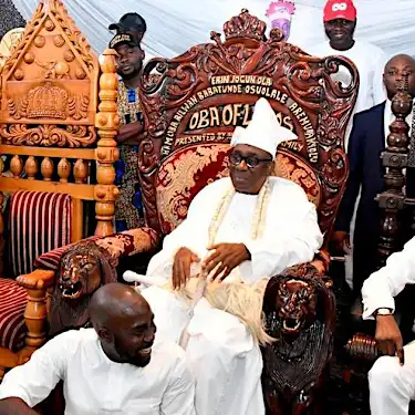 Tinubu returns to Lagos, tasks LG bosses to mobilise people to vote for him