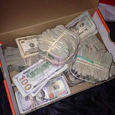 This Secret Banking Account Has No Fees and Pays 100x the Normal Interest Rate This Secret Banking Account Has No Fees and Pays 100x the Normal Interest Rate