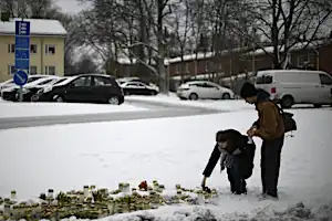 Η φινλανδική αστυνομία λέει ότι ο «εκφοβισμός» είχε κίνητρο για πυροβολισμούς στο σχολείο