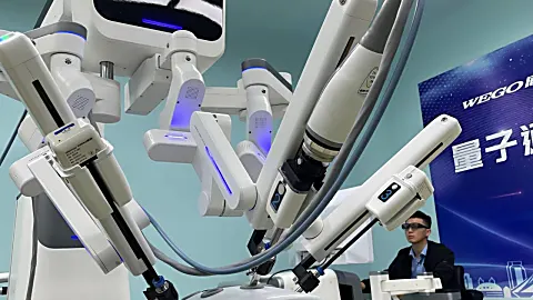Chinese robotic assisted surgery system challenges U.S.'s da Vinci
