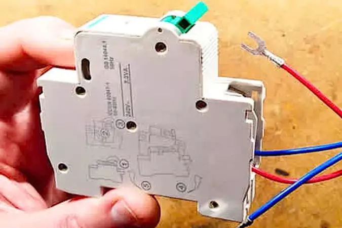 This Simple Tip Cuts Electric Bills by Up to 90%