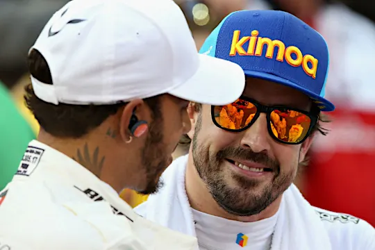 La Sexta Noticias Lewis Hamilton se autodescarta para Ferrari... ¿vía libre para Fernando Alonso?