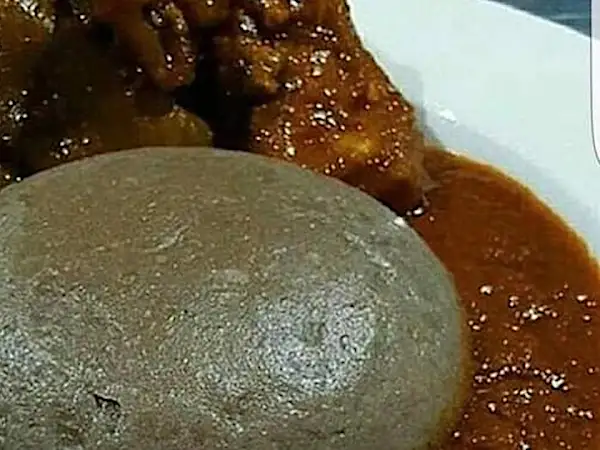 5 reasons some Nigerians say Amala is the king of swallows