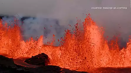 Autoridades alertan sobre riesgo por la lava del volcán Mauna Loa en Hawai