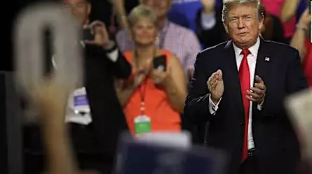 Seguidores de QAnon creen que este 4 de marzo Trump asumiría de nuevo la presidencia, teoría falsa que pone a Washington en alerta | Video