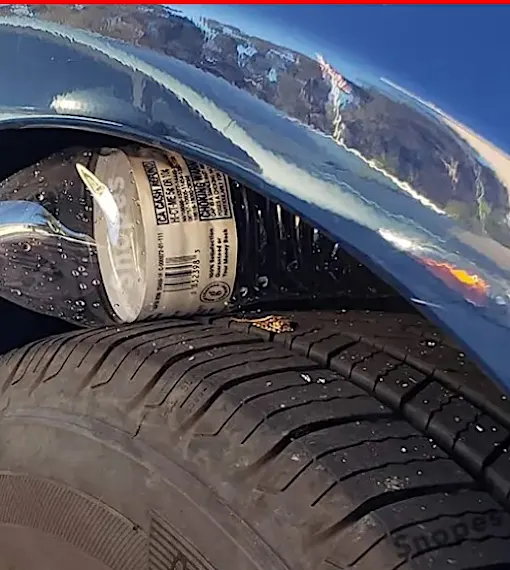 [Pics] Always Put a Plastic Bottle on Your Tires when Parked, Here's Why