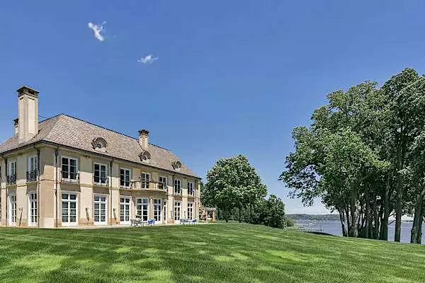 Jon Bon Jovi’s 18,000-Square-Foot New Jersey Mansion Comes Complete With a Music Studio and Private Pub