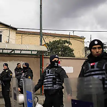 Μασκοφόροι εξαπέλυσαν θανατηφόρα επίθεση σε ιταλική εκκλησία στην Κωνσταντινούπολη