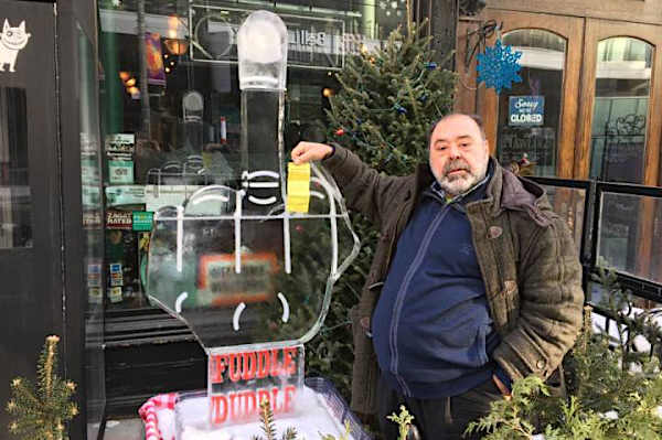 King Street restaurant owner Al Carbone running for Toronto city council