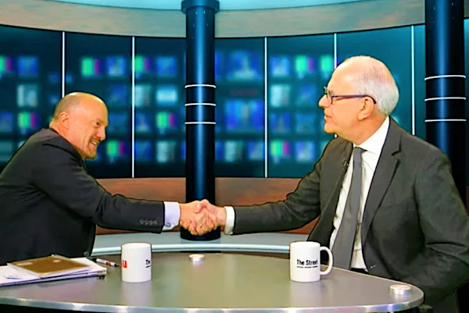 A.I. Warning  from Man Who Called the 2020  Crash