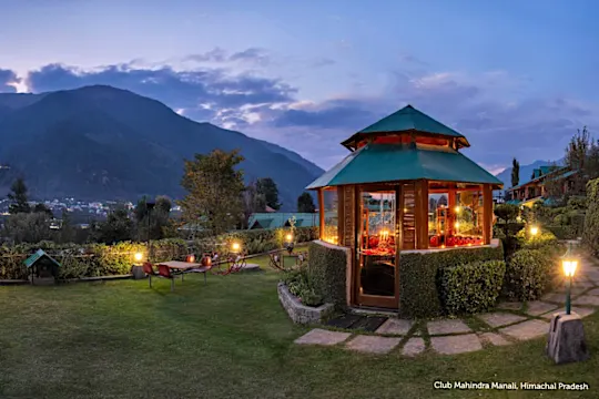 Holiday safely at 61+ resorts in India and avail attractive offers while creating magical memories with your family.