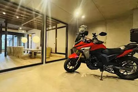 「売れない空き家」が“秘密基地”のようなライダー宿に　静岡・浜松市二俣に〈152INN〉誕生。本田宗一郎の故郷で空き家再生×地域活性の新モデルが始動（PR TIMES）