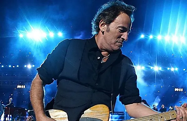 Bruce Springsteen Makes Tragic Announcement