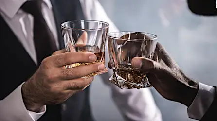 ¿Existe un nivel de consumo seguro de alcohol? Esto dice un estudio