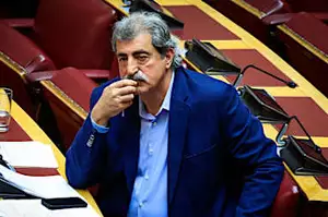 Πολάκης για την κηδεία Σαββόπουλου: «Καλά κάναμε και δεν πήγαμε»