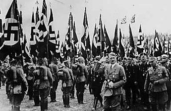 Adolf Hitler: Rare photos that reveal the man behind the monster - Photos