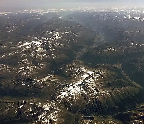 Astonishing Dolomite Mountains in Italy will awaken the traveler in you - Photos