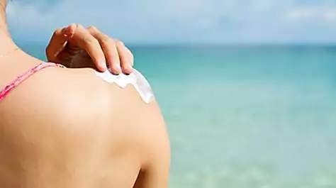 Sunscreen: What science says about ingredient safety