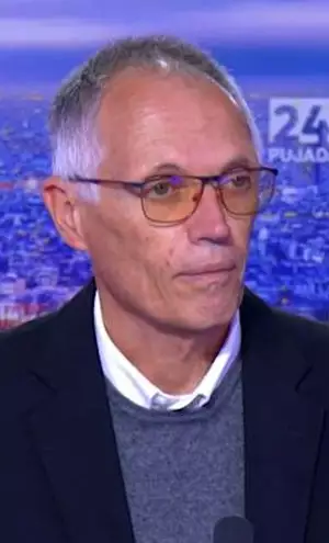 «Emmanuel Macron est payé comme un ingénieur chez Stellantis» d’après Carlos Tavares