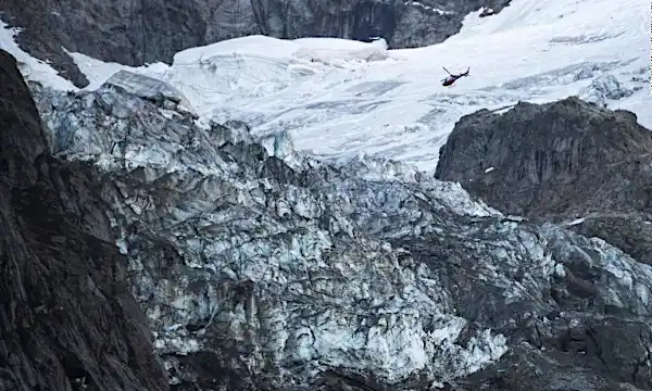 See large chunk of glacier at risk of falling