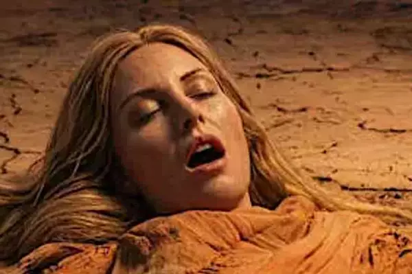 Το κόλπο με το μαξιλάρι που σχεδόν κανείς δεν χρησιμοποιεί για την υπνική άπνοια