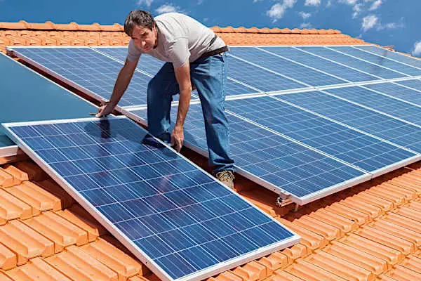 Pakistan: The Cost Of Solar Panels May Surprise You(See Prices)