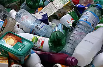 France to phase out single-use plastics starting January 1