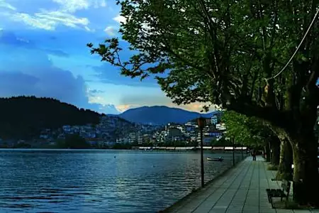 Κατά 18 εκ. ανέβηκε η στάθμη των υδάτων της λίμνης Καστοριάς λόγω των βροχοπτώσεων Κατά 18 εκ. ανέβηκε η στάθμη των υδάτων της λίμνης Καστοριάς λόγω των βροχοπτώσεων